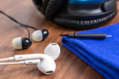 品源耳机维修：如何保养和清洁耳机？